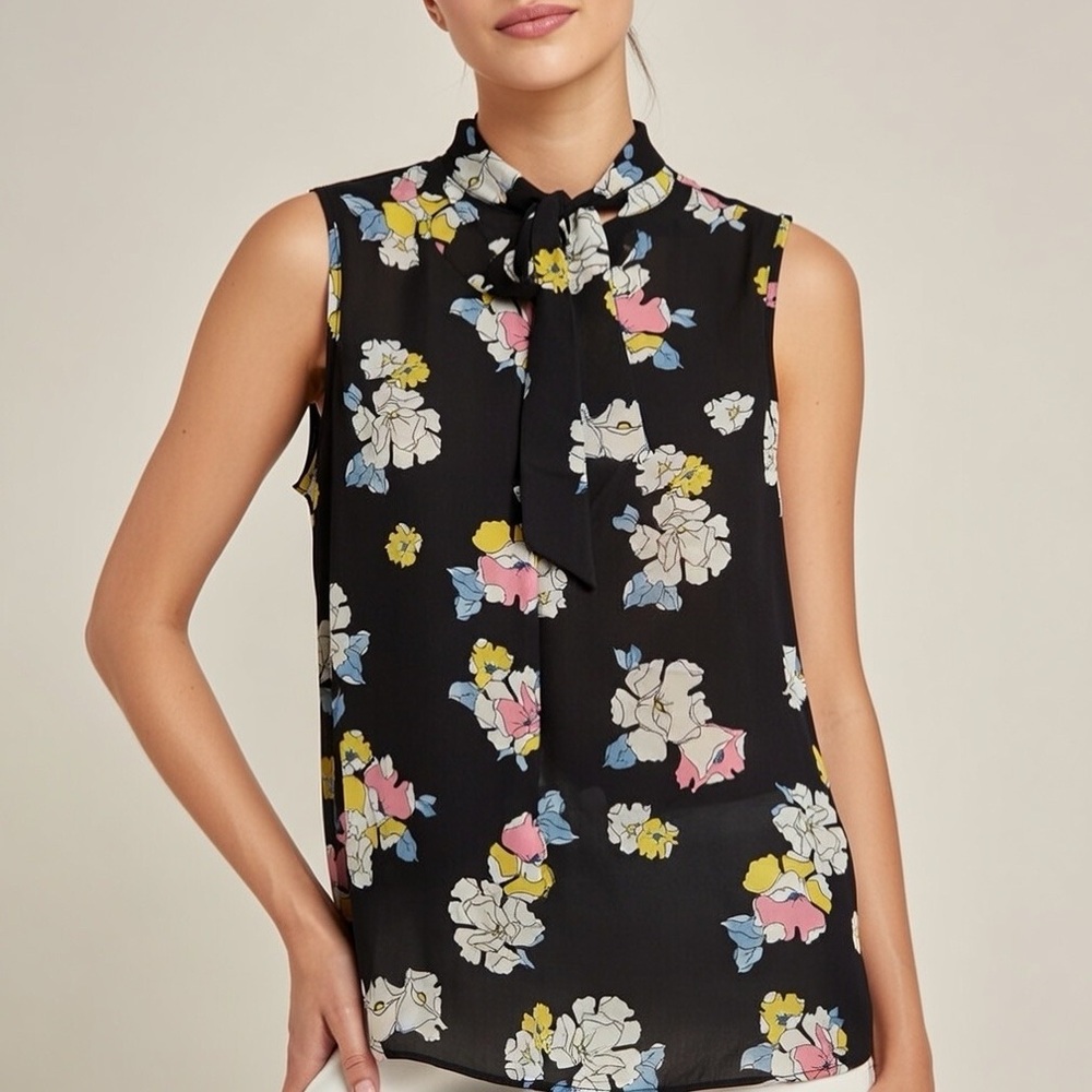 Clements Ribeiro Women’s Short Sleeve With Attached Neck Tie.